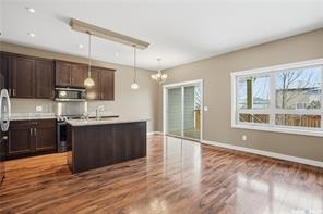 Willowgrove社区带封闭院子的联排出售，2014年1357尺3房3卫，单车库+双车位——林与唐地产 Will Li - 8